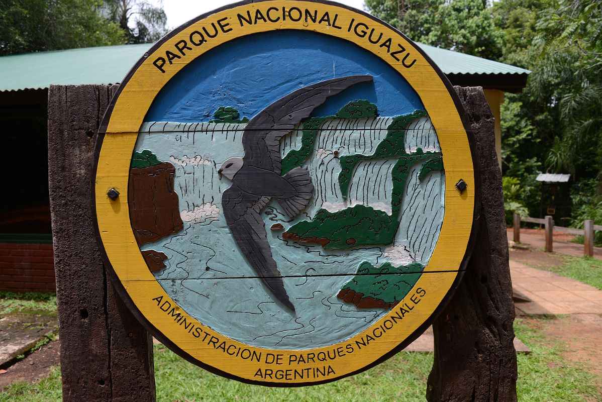 10 Parque Nacional Iguazu Argentina Sign